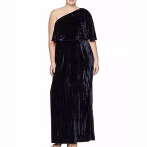 Adrianna Papell navy blue velvet gown